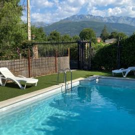 Los 11 Postes, hotel in Candeleda
