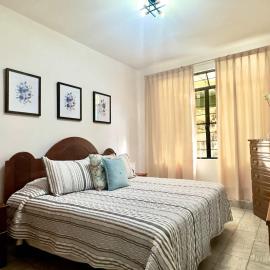Villa by Centro Medico Occidente 3 br