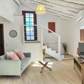 Casa Salome, Alojamiento con terraza y vistas al valle, viešbutis mieste Benadalid