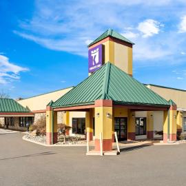 Knights Inn Montgomeryville، فندق في مونتغوميريفيل