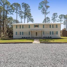 Dauphin Island Condos Near the Beach - Unit 1 – hotel w mieście Dauphin Island