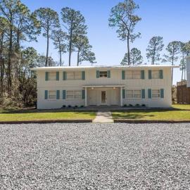 Dauphin Island Condos Near the Beach - Unit 3 – hotel w mieście Dauphin Island