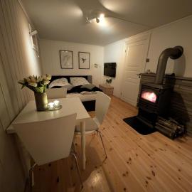 Koselig kjellerleilighet, gratis parkering!, hotel en Trondheim