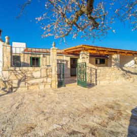 Holiday house with a parking space Cove Pelegrin - Korcula - 23866, hotel in Vela Luka
