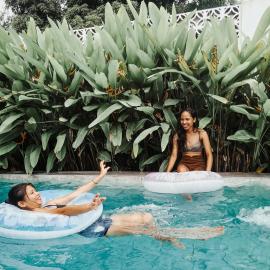 148 Guesthouse and Resort, hotel v destinaci Alaminos