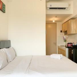 Pleasurable 2BR Transpark Juanda Apartment By Travelio