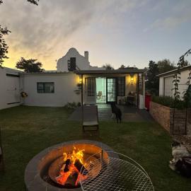 Faraway Cottage 3 Gables Self catering Swellendam, hotel in Swellendam