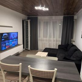Offenbach 2 Zim EBK Balkony, hotell i Offenbach