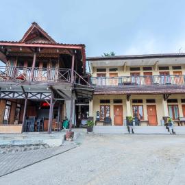 Artana Guest House By ARBA, hotell sihtkohas Palayangan