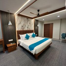 Nexstay Bloomax Residency، فندق في مالابورام