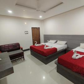 Hotel Picnic, hotel u gradu Velangani