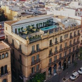Aquitania Home Suites, hotel in Seville