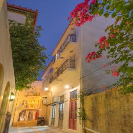 Pension Omorfi Poli, hotel in Nafplio