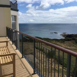 Stanwick - Panoramic coastal view with balcony, hotel i Coverack