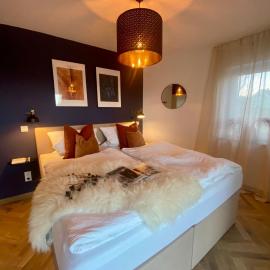 Seenland-Studio I 75 qm I Boxspringbett I Garten I Luxus-Bad