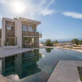 Elia Cove Luxury Villa II, hotel in Loutraki