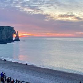 Grand appartement vue mer panoramique, hotel in Étretat