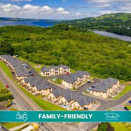 Lakeside Holiday Homes - Type B by Trident Holiday Homes, hotel a Killaloe