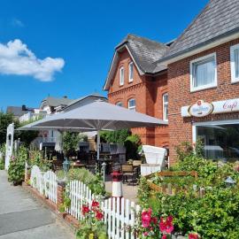 Hotel-Cafe-Lindow, khách sạn ở Wenningstedt