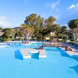 Nature & Country Resort Near The sea, hotelli kohteessa Arborea