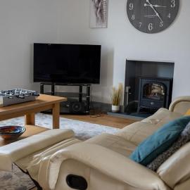 3 bedroom home by the beach: Broad Haven şehrinde bir otel