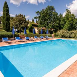 Agriturismo La Godiola, hotel in Gioiella