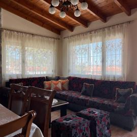 Villa Dhimo Peaceful Getaway 30min From Vlorë، فندق في Selenicë