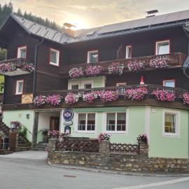 Pension Schweiger, hotel a Gasen