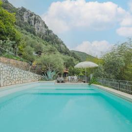 Holiday Home La Grotta by Interhome, hotel v destinácii Culla