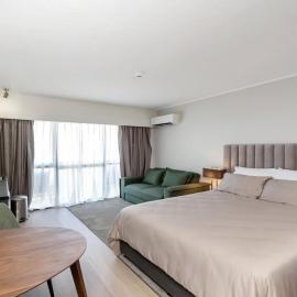 Studio 503 - Prime Spot With Ocean Views, hotel in North Ward