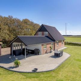 Cottage by the Wadden Sea, hotel en Højer
