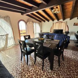 Casa Rustica-secure parking included, hotel in Tijuana