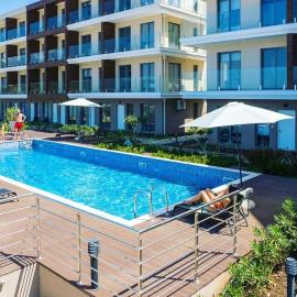 Casa Montenegro Studio with pool near airport
