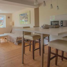 2-Zimmer Ferienwohnung "Zimmert", hotel in Rieseby