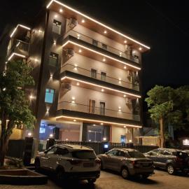 Emerald Suites