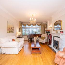 Spacious 3bedroom house near Crystal Palace London - Pass the Keys