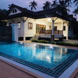 Klai house beach pool villa , Klai ,Thasala, Nakhon si Thammarat, хотел в Ban Phang Pling