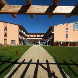 JUFA Familienresort Kempten im Allgäu – hotel w mieście Kempten
