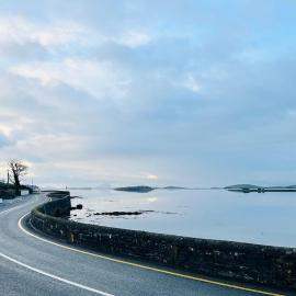 Seafront Cottage Amazing Seaview 3 Double Bedrooms, hotel a Westport