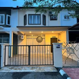 Senja Stay Homestay Kulim, hotel in Kulim