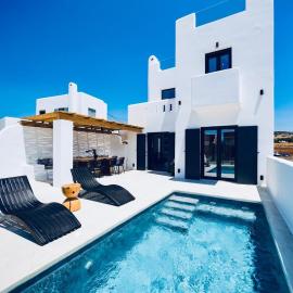 VotsaLo sea view house