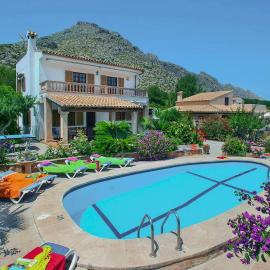 Villa Carla by Sealand Villas, hotel in Port de Pollensa