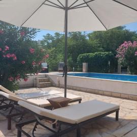 Villa JoHa, hotel u gradu Vrboska