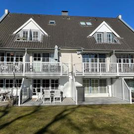 Ferienhaus Sonnenblick, hotel in Timmendorfer Strand