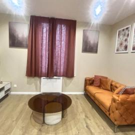Le Nid de Clichy, hotel a Clichy