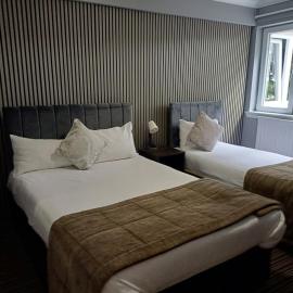 Kings Park Hotel โรงแรมในกลาสโกว์
