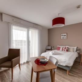 Zenao Appart'hôtels Challans, hotel en Challans