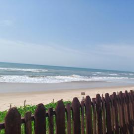 Adinam's Beach Retreat, hotel in Nyanyanu