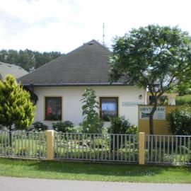 Privat Buk 100, hotel i Jindřichŭv Hradec