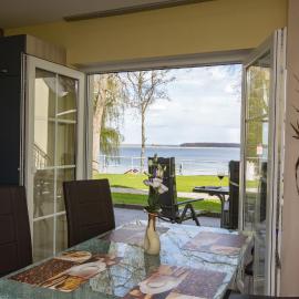 Ferienwohnung Seeadler im Müritz Seepark, hotel in Röbel